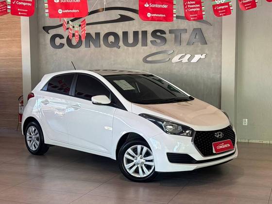 HYUNDAI HB20 1.0 COMFORT PLUS 12V FLEX 4P MANUAL